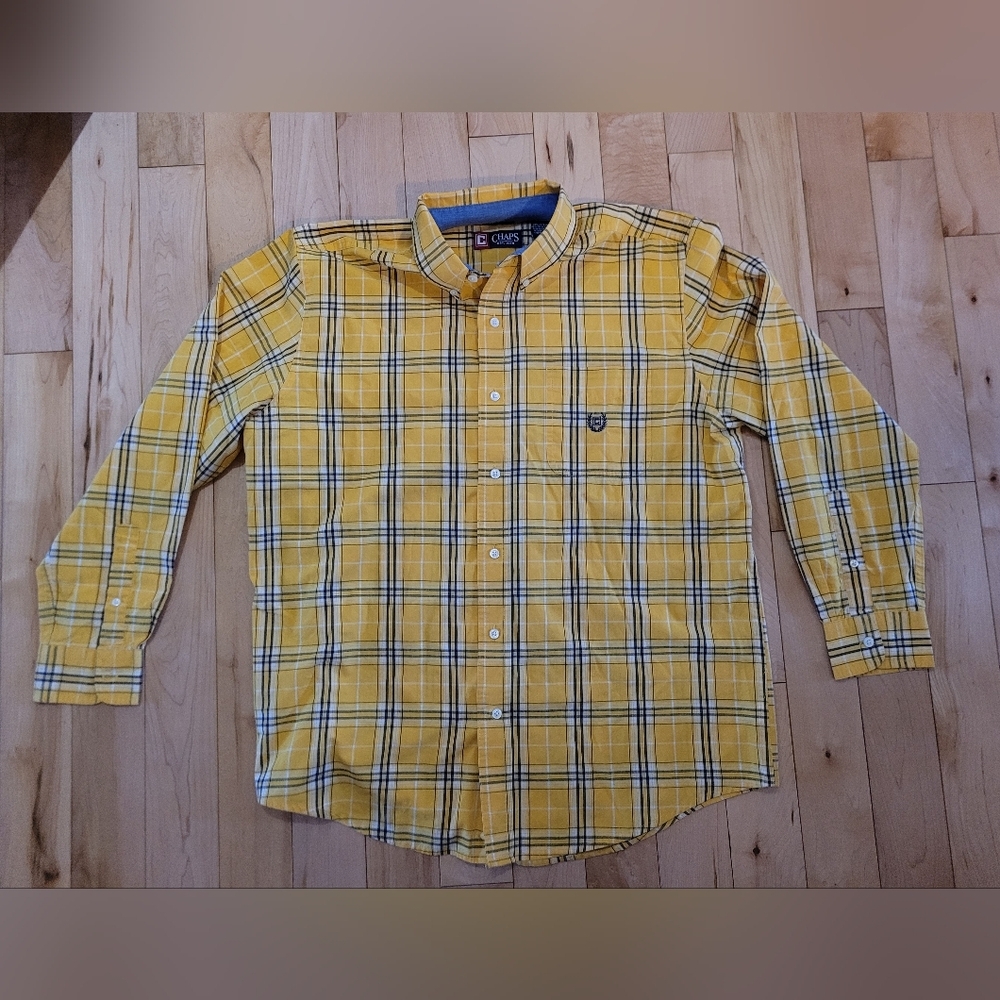 Chaps men's size large button up shirt